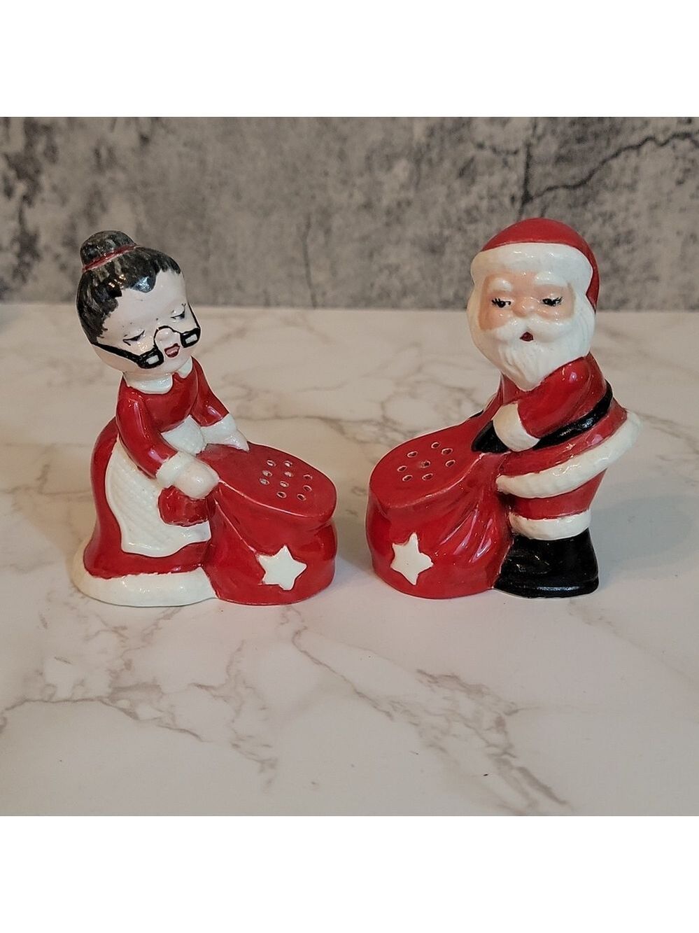 Vintage Santa Claus & Mrs. Claus with Christmas Sacks salt & pepper shakers